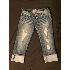 Almost Famous Women's Ripped Capri Jeans Size 9